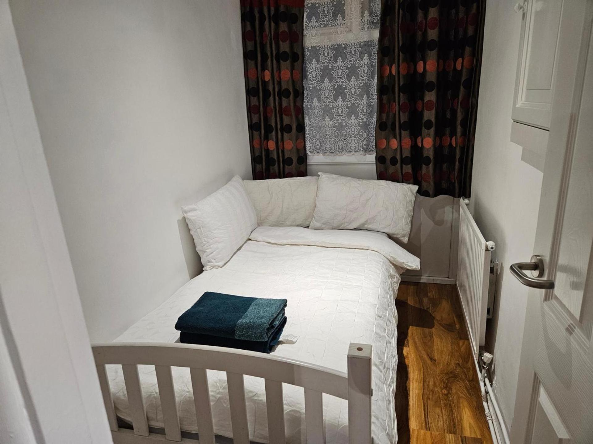 Charming London Apartment With 2 Bedrooms 외부 사진